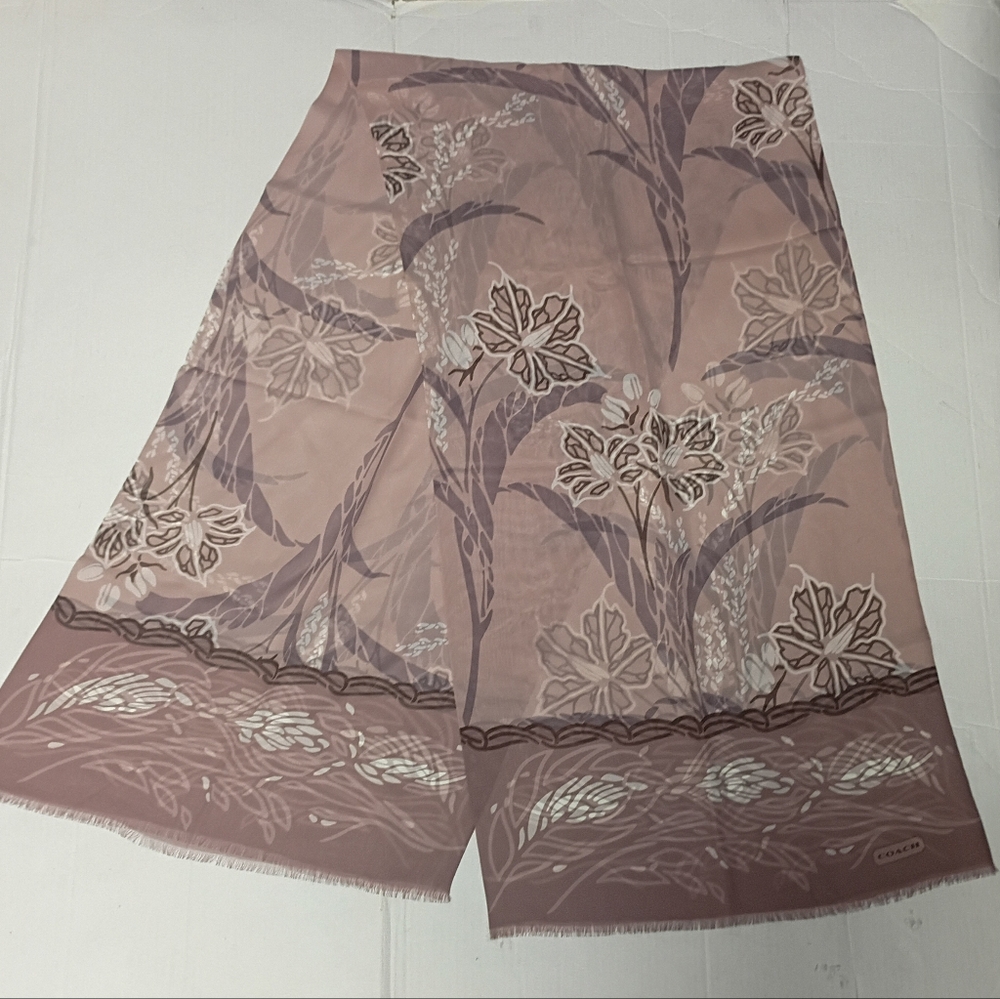 ❤️Authentic COACH MAUVE FLORAL OBLONG FRINGED DOUBLE PLY 100% Silk Scarf 67x17